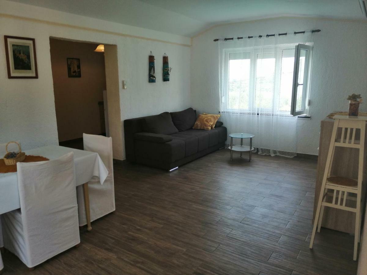 Apartments Jasna Rab Town Exterior photo